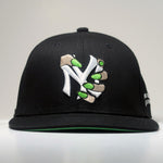 Load image into Gallery viewer, Grabbers Snapback ~ Green
